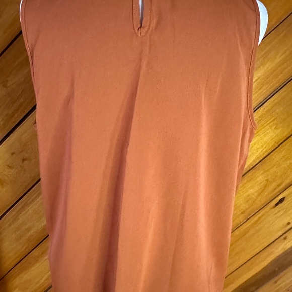 Rust orange blouse - Picture 2 of 7